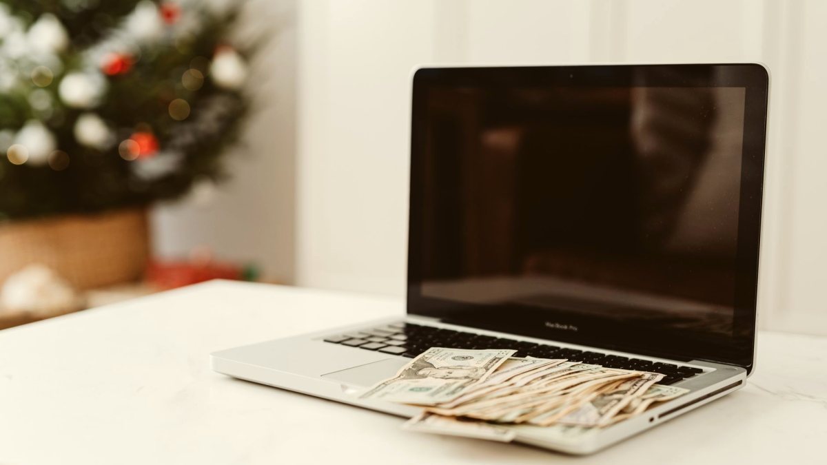 How to Monetize Social Media Traffic in 2026: Working Volume-Based Earning Models